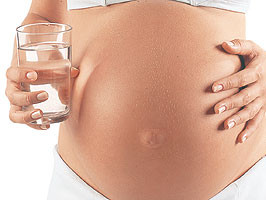 beber água na gravidez